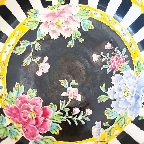 Vintage 10in Japanese Famille Noir Bowl Yamatoku Peony Black White Chinoiserie - Picture 3 of 9